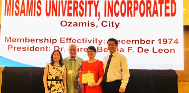 Misamis University receives PERAA Award, MU President receives Distinguished Physiatrist Award